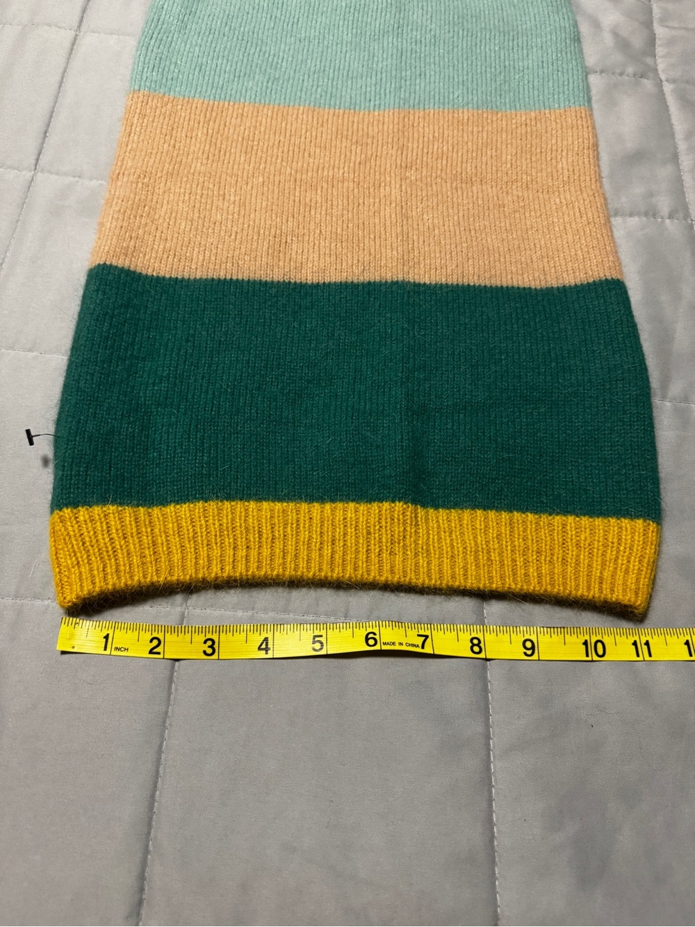 H&M Color-Block Knit Infinity Scarf - Wool Blend, One Size - Picture 5 of 6